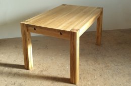 massivholztisch-mit-tischverlängerung01